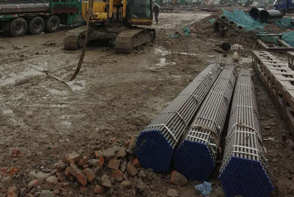 為什么鴻冶注漿管的管口是斜口的，別人的是平